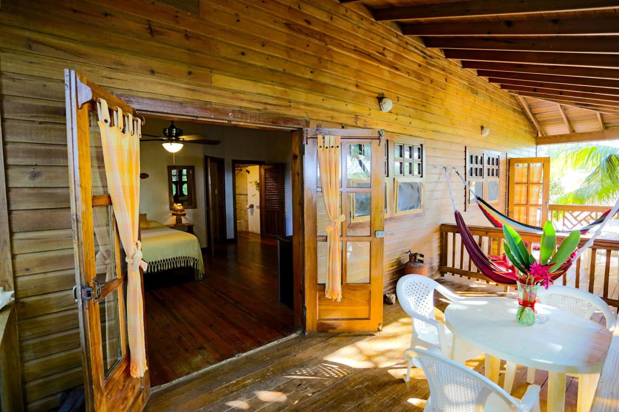 Posada Arco Iris, Вест-Энд Экстерьер фото